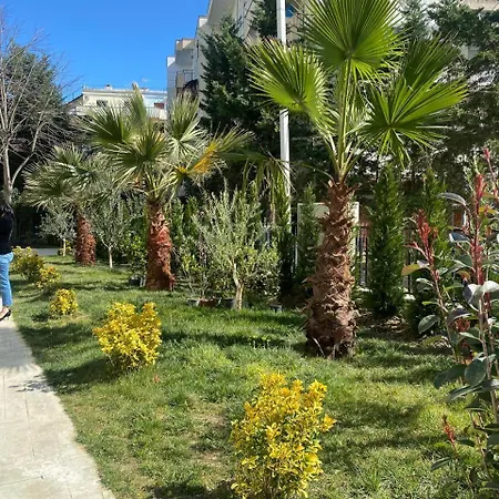 Hira Apartment